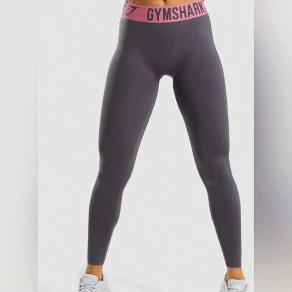 Gymshark Charcoal Leggings with Pink Waistband‎